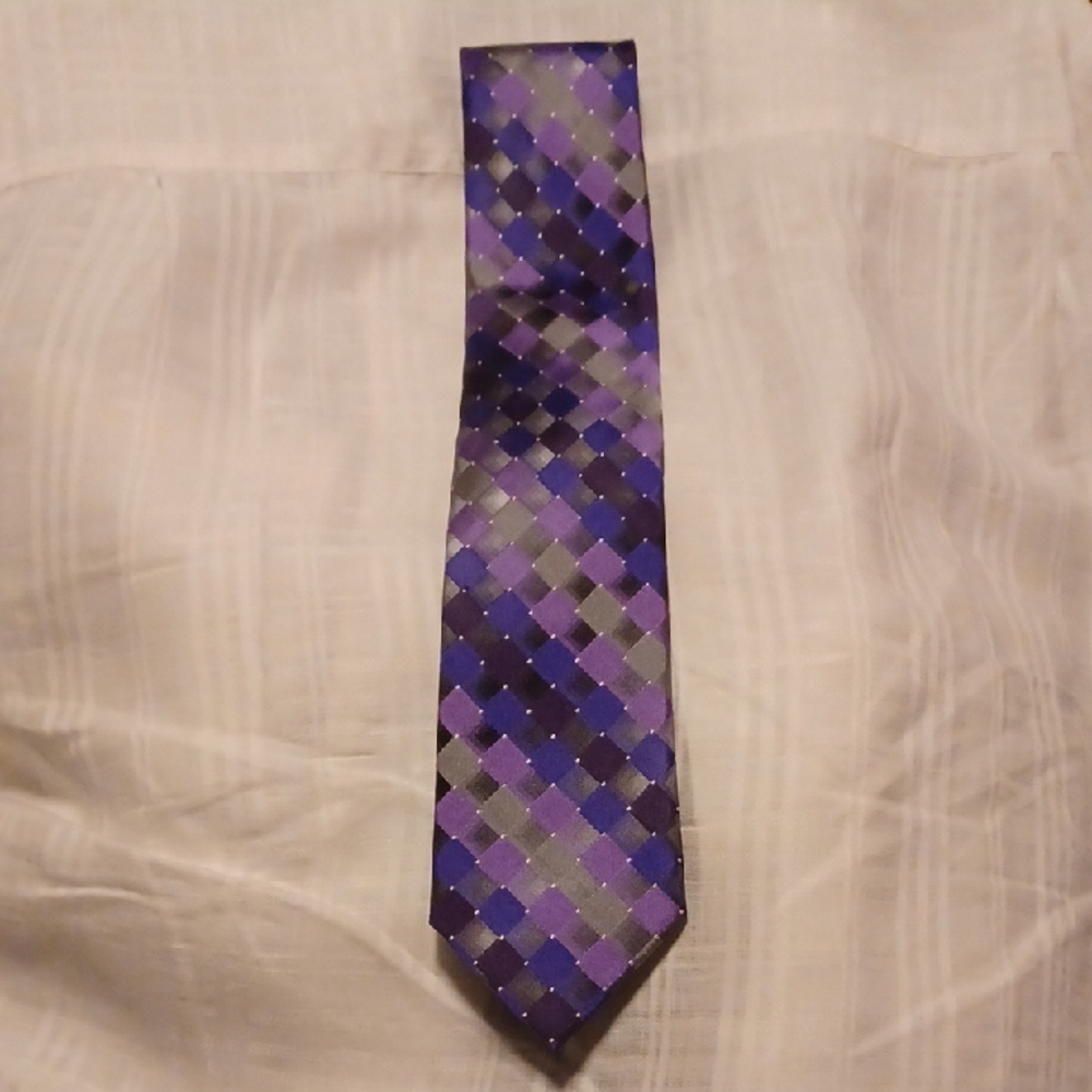 Elegant Purple and Gray Men's Tie